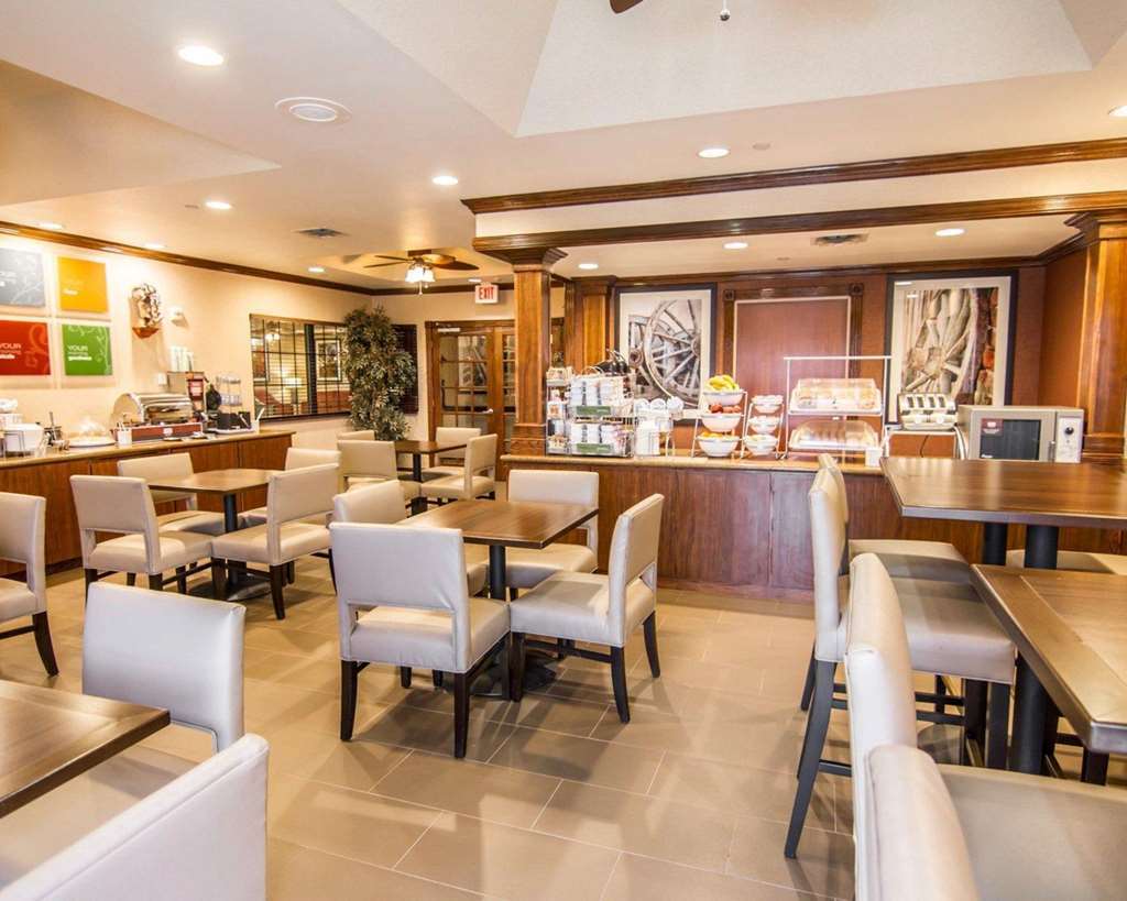 Comfort Suites Marshall Restaurante foto